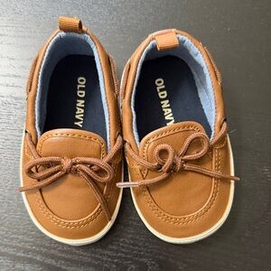 Old Navy Tan Moccasin-Style Toddler Slip-Ons